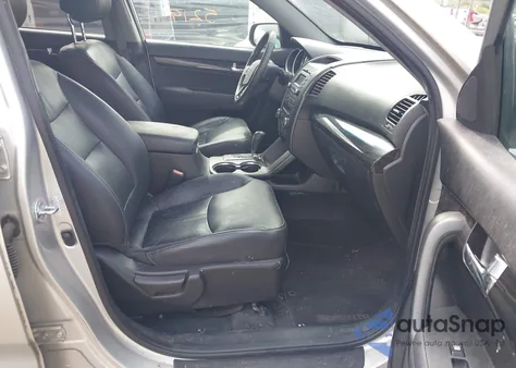 2011 Kia Sorento Ex V6 z USA, uszkodzony, nr VIN 5XYKUDA22BG053610